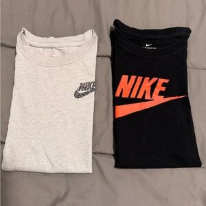 Nike gray and black t-shirts for girls, size XL.